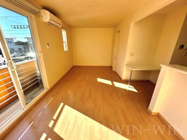 メゾンドスリーゼの居間・リビング