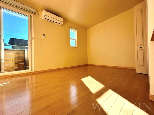 メゾンドスリーゼの居間・リビング