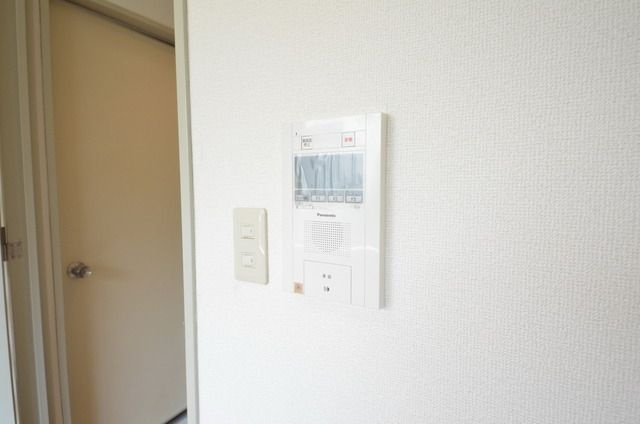 湯島アパートメントハウスのセキュリティ|オートロック※別室参考写真です。