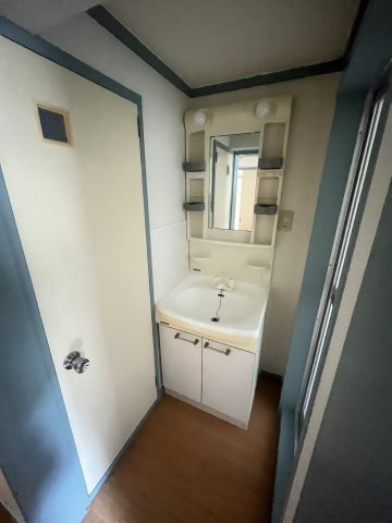 横須賀市池田町２丁目の賃貸マンションの内装|明るい室内です