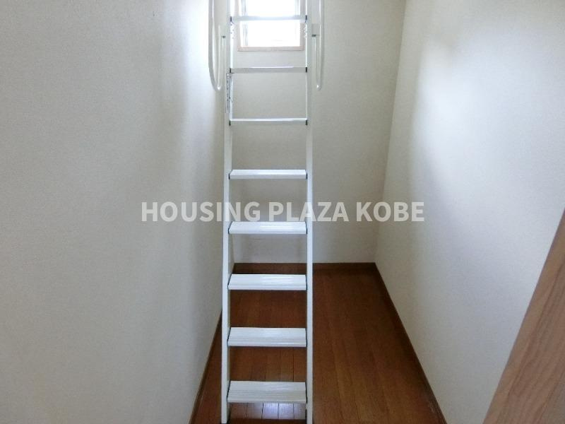 Y's Terrace Houseの収納