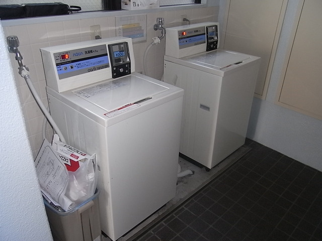 ライフピアモア六甲のその他共用部分|コインランドリー