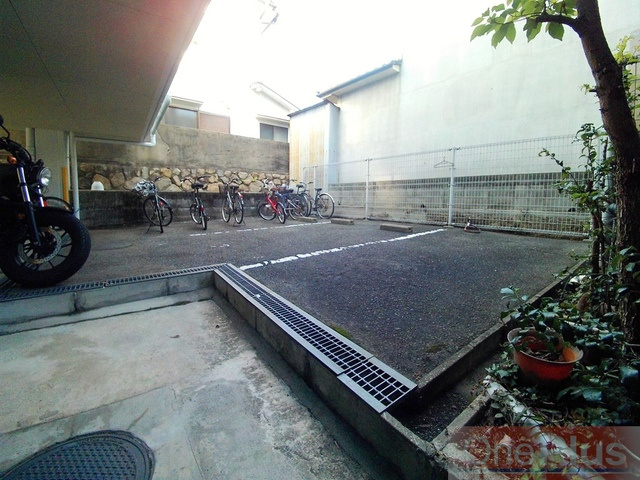 ライフピアモア六甲の駐車場