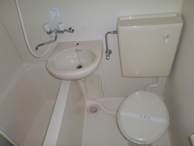 ライフピアモア六甲の浴室