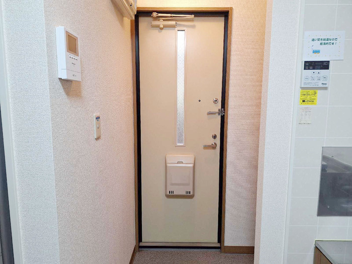 第三麦秀閣　Ｂの玄関