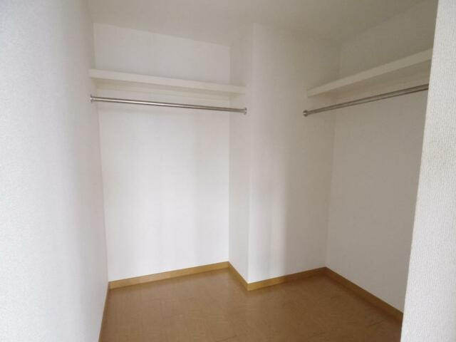 紀伊国屋マンションの内装| 
