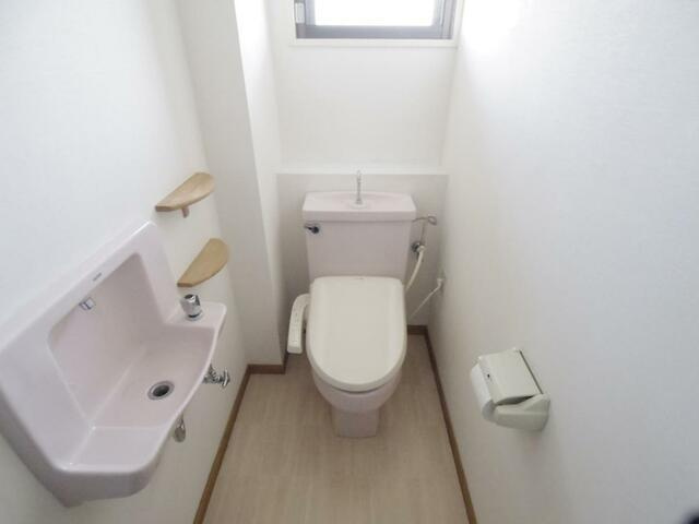 紀伊国屋マンションのトイレ| 