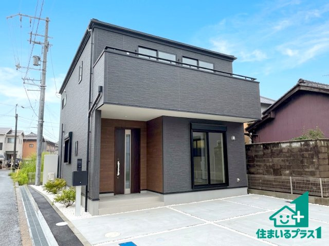 ●天理市柳本町　第7期　新築一戸建ての外観|お客様に長く安心して住んでいだだける事にこだわった家づくり！住んでからのアフターサービスにもしっかりと取り組んでいます！
