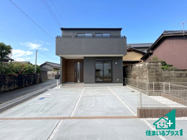 ●天理市柳本町　第7期　新築一戸建ての駐車場|駐車スペース！散水栓があるので、こまめに愛車を洗えます！