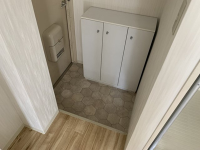 【玄関】 | ルミエール魚崎