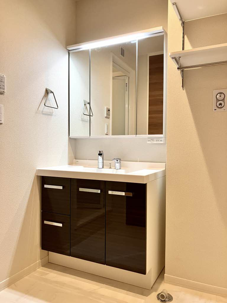 熊本市中央区出水３丁目の賃貸マンションの独立洗面台