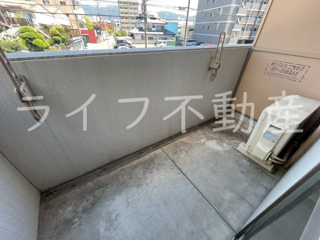 メルヴェーユのバルコニー|陽当たり良好なバルコニーです