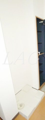 【設備】 | スプリングヒルズ | 室内洗濯機置場です。