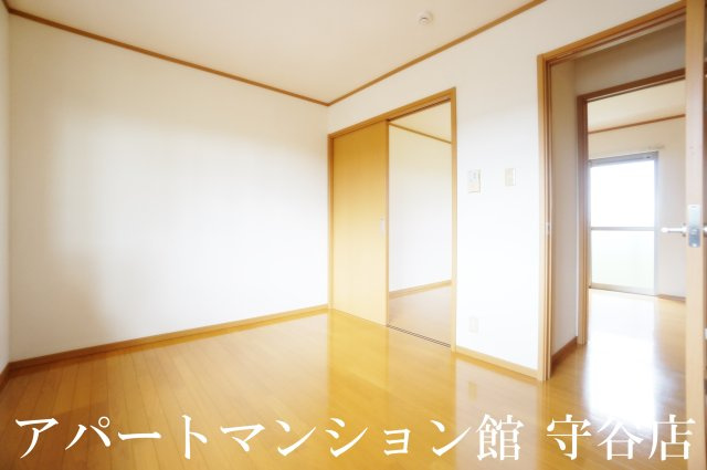 シャルドミールの寝室
