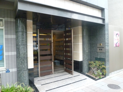 ヒューマンハイム蔵前のエントランス