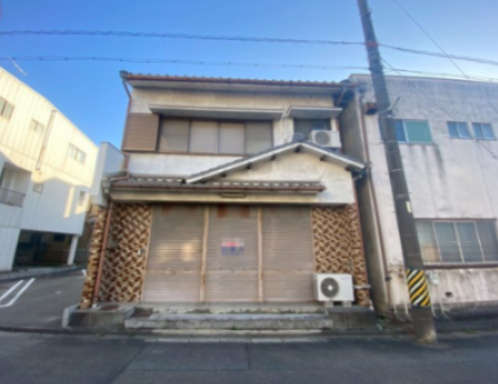 中岡崎町清水様住居付貸店舗の外観