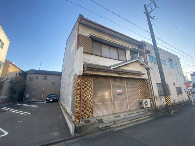 中岡崎町清水様住居付貸店舗の外観