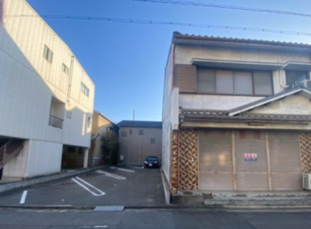 中岡崎町清水様住居付貸店舗の外観