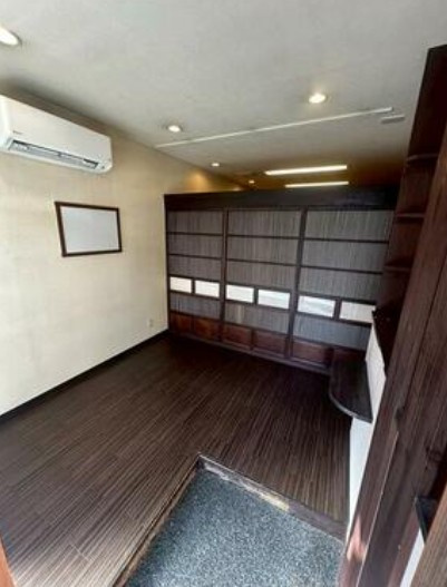 福田店舗の内装