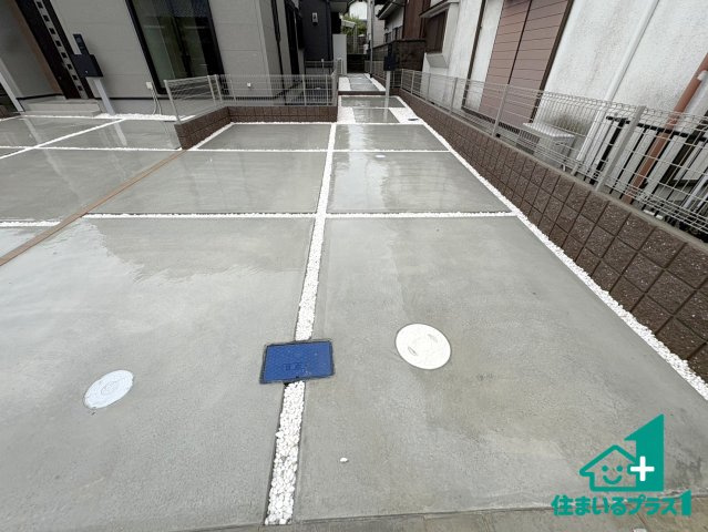 ●19(土)～23(水)現地案内可能！　天理市柳本町　全3邸の駐車場|駐車スペース！散水栓があるので、こまめに愛車を洗えます！