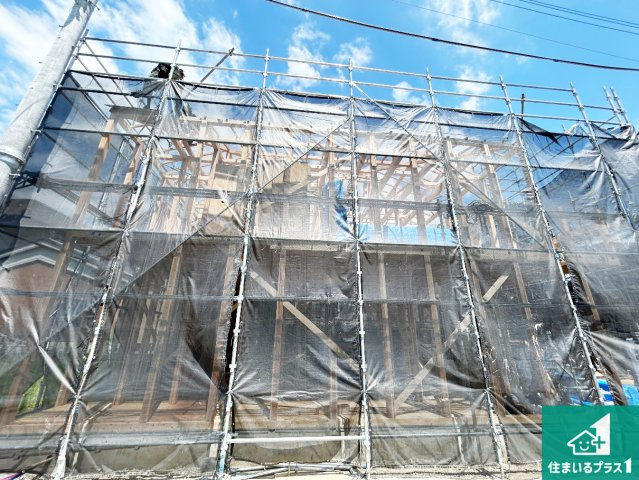 ●29(土)30(日)現地案内可能！　天理市柳本町　全3邸の外観|建築中ですが現地を見ると分かる事もございますので、ぜひ一度現地をご覧ください。