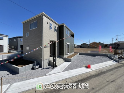 【駐車場】 | LievleGarden.S古河市鴻巣第6　4号棟 | お車を並列で3台駐車可能です(車種によります)。