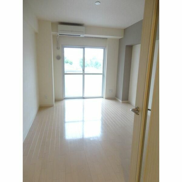 タック高砂の寝室