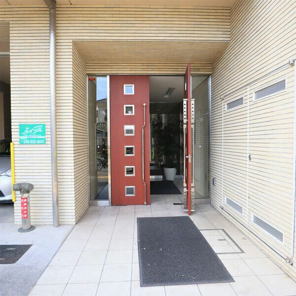 タック高砂のエントランス