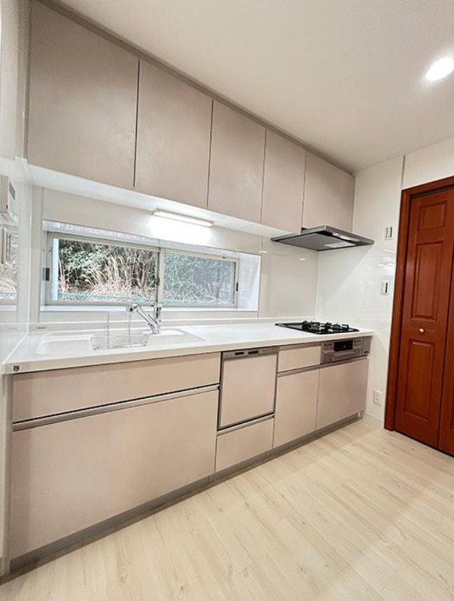 横浜市青葉区すみよし台 中古戸建て【仲介手数料無料】のキッチン