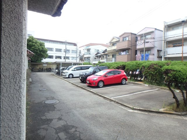 【駐車場】 | 熊野町ハイツ | 駐車場有ます
