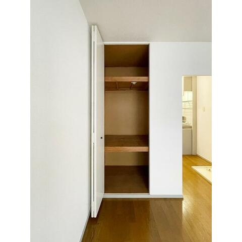 【収納】 | チェリーアベニュー田園調布 | 奥行きもしっかりの収納です。