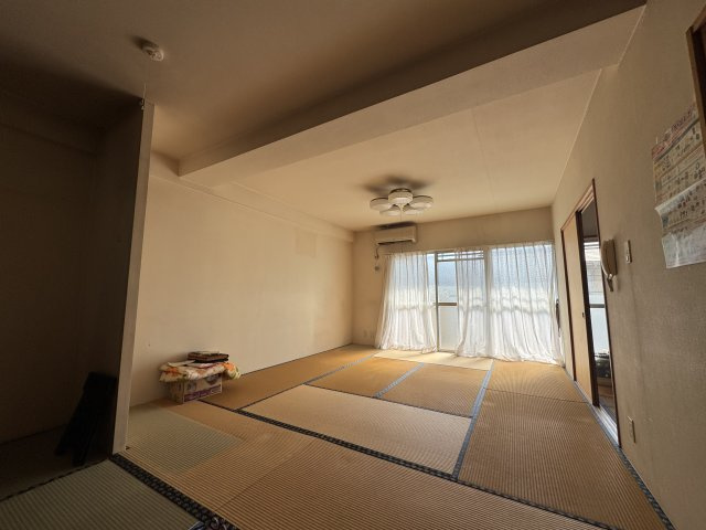 -三丁目不動産- コンフォート籠原　深谷市東方町5丁目　の居間・リビング