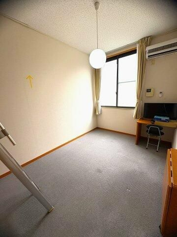 リヴェールの寝室