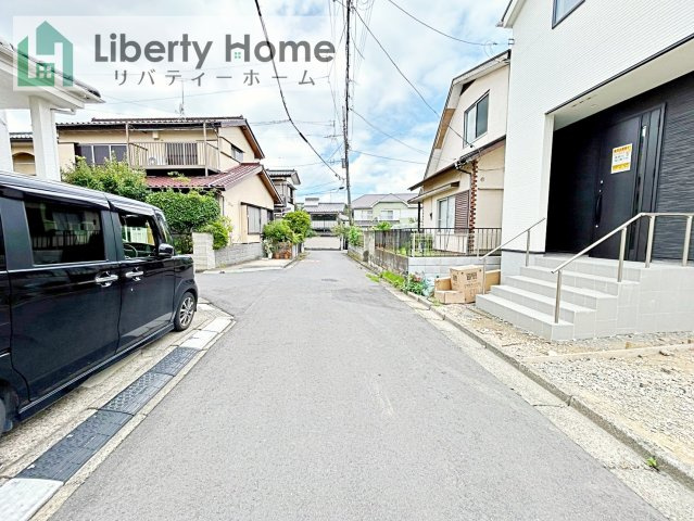 取手市新取手2丁目　新築戸建の前面道路含む現地写真