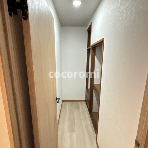 枚方市香里園町　リノベ貸家の内装