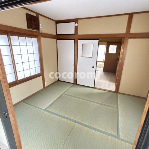 枚方市香里園町　リノベ貸家の和室