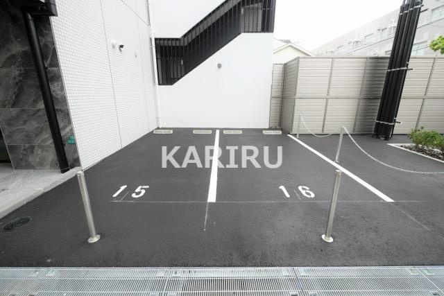 ヴィーナス今里の駐車場