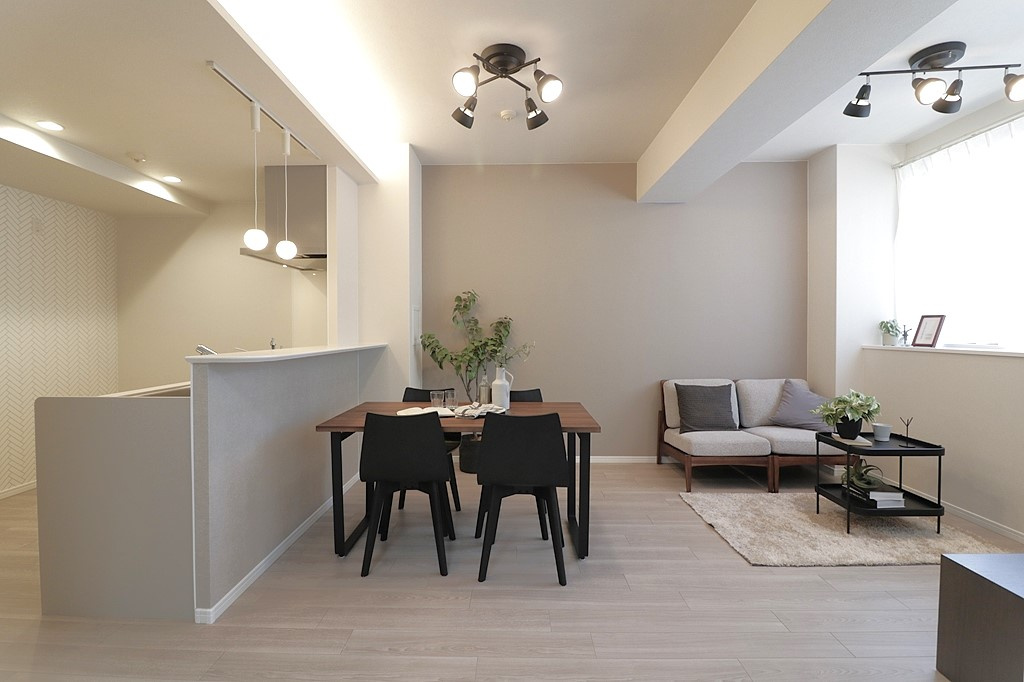 イートピア長堀橋シエルクレールの居間・リビング