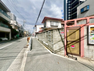 【前面道路含む現地写真】 | 駒川１丁目　売土地 | 前面道路約８ｍ！広々運転の苦手な方も安心ですね！是非現地にてご確認ください！