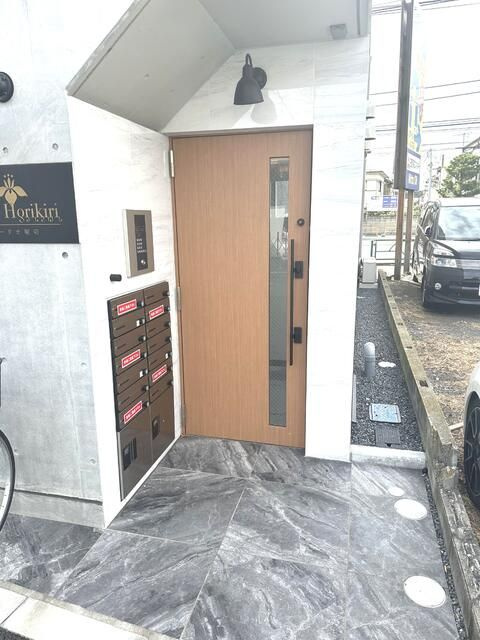 Ｌｉｒｉｏ　Ｈｏｒｉｋｉｒｉ（リーリオ堀切）のエントランス