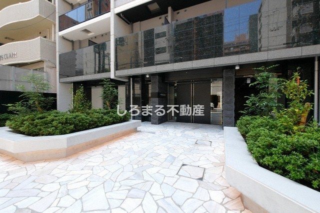 S-RESIDENCE堺筋本町Deuxのエントランス