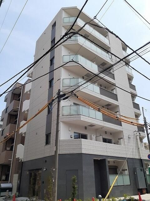 ＲＥＳＰＥＣＴ　ＯＮＥの外観