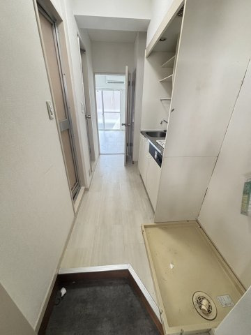 府中市清水が丘１丁目の賃貸マンションの玄関