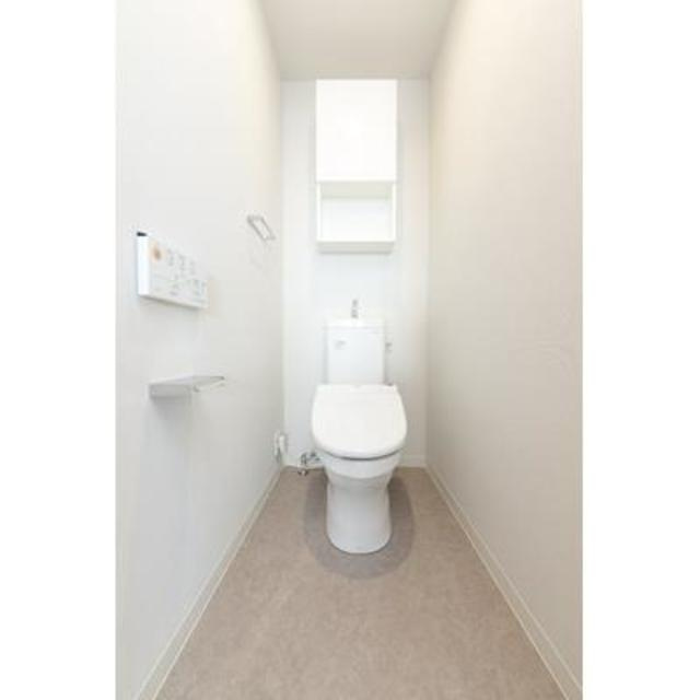 メルクマール京王笹塚レジデンスのトイレ|※写真は同タイプ住戸です。