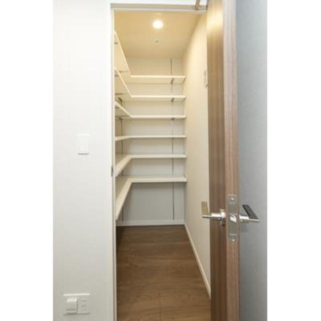 メルクマール京王笹塚レジデンスの収納|※写真は同タイプ住戸です。