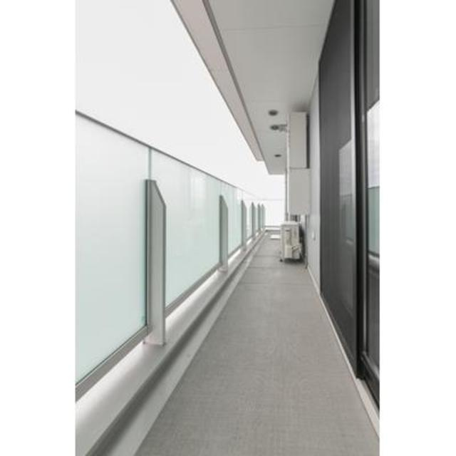 メルクマール京王笹塚レジデンスのバルコニー|※写真は同タイプ住戸です。