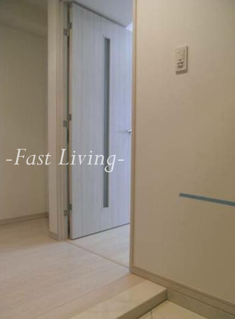 リヴシティ文京春日の玄関