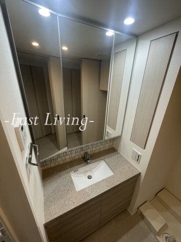 ザ・パークハビオ市ヶ谷イーストの洗面所