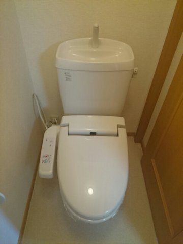 ファミール　ハウスⅢ　Ｂのトイレ|落ち着いたトイレです