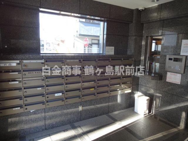 フォルテコート若葉のエントランス